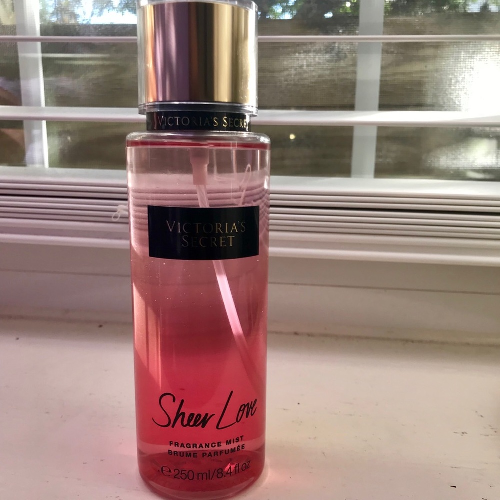 Victoria Secret Sheer Love Fragrance Mist